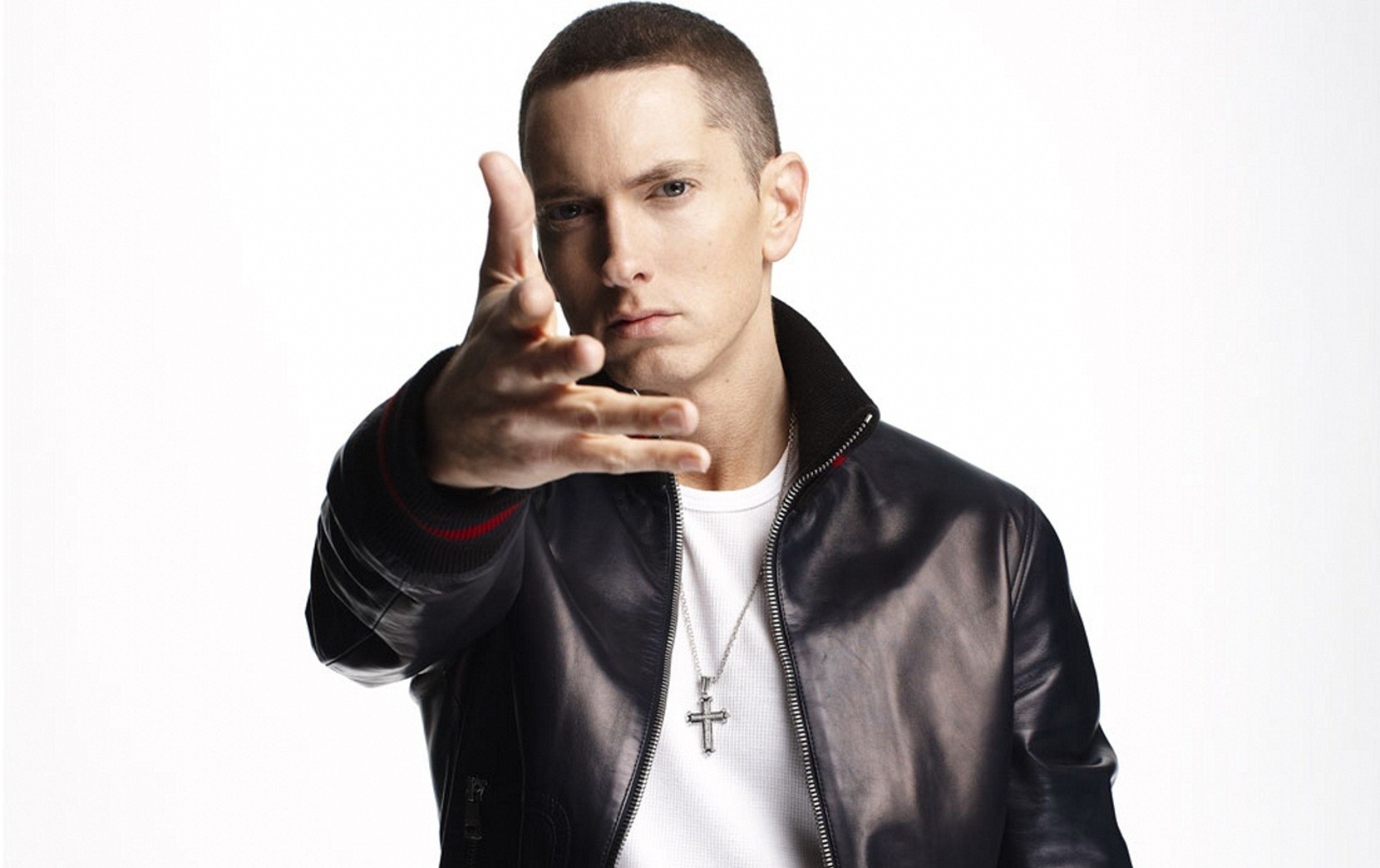 2013 Eminem Hollywood Rapper Photo Picture HD Wallpaper Free Download